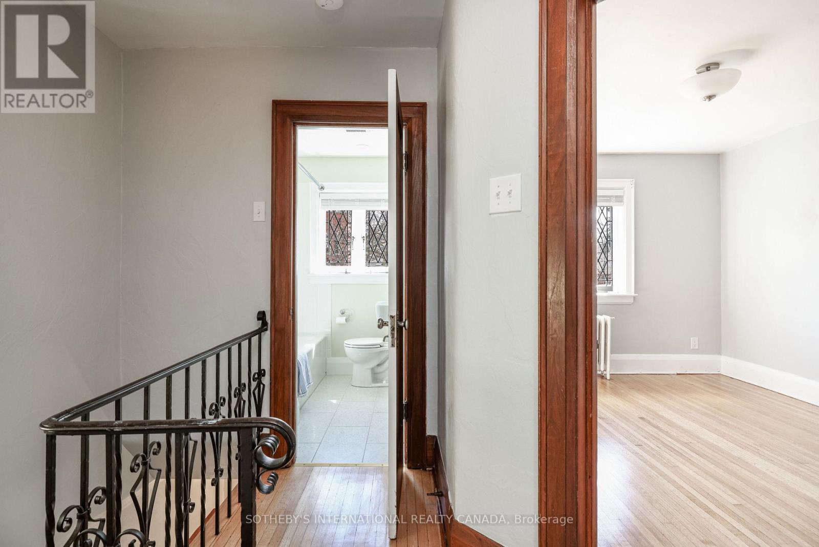 170 Cranbrooke Avenue, Toronto, Ontario  M5M 1M5 - Photo 34 - C12551094