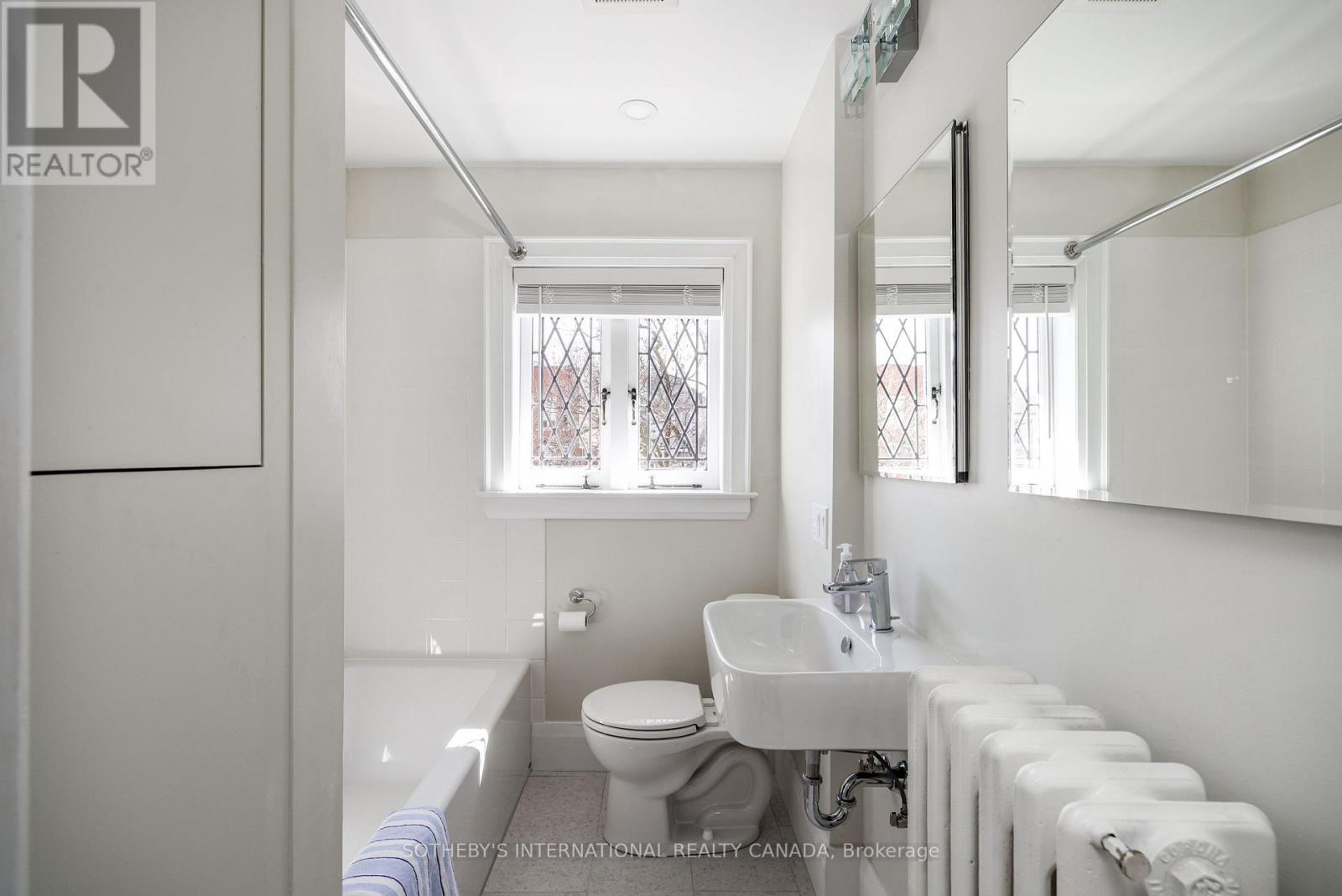 170 Cranbrooke Avenue, Toronto, Ontario  M5M 1M5 - Photo 35 - C12551094