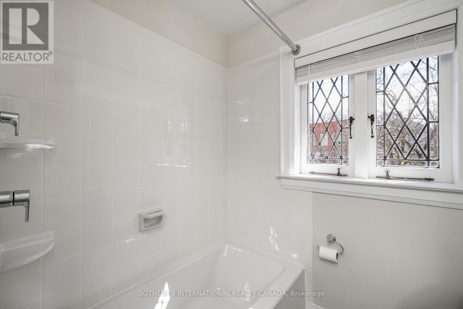 170 Cranbrooke Avenue, Toronto, Ontario  M5M 1M5 - Photo 37 - C12551094