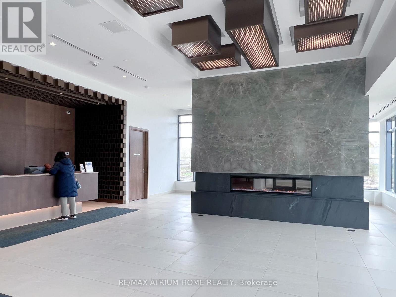 188 Fairview Mall Drive, Toronto, Ontario  M2J 0H7 - Photo 3 - C12551138