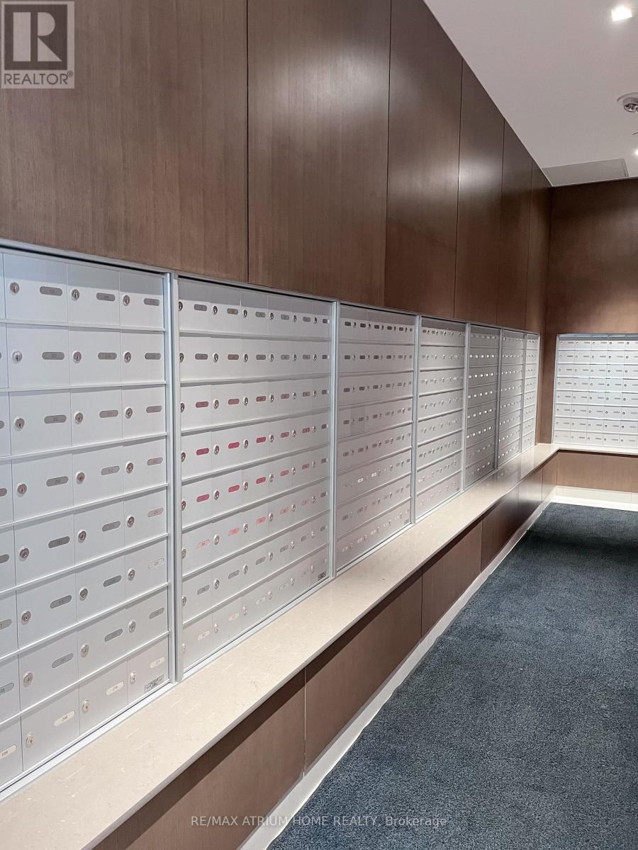 188 Fairview Mall Drive, Toronto, Ontario  M2J 0H7 - Photo 7 - C12551138