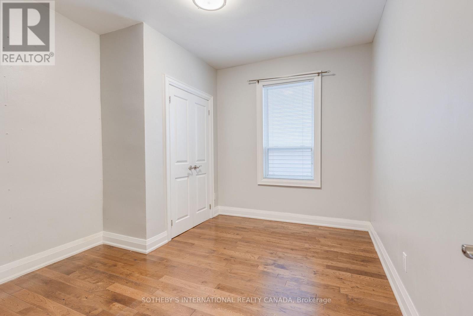 Upper - 412 Wellesley Street E, Toronto, Ontario  M4X 1H6 - Photo 11 - C12551140