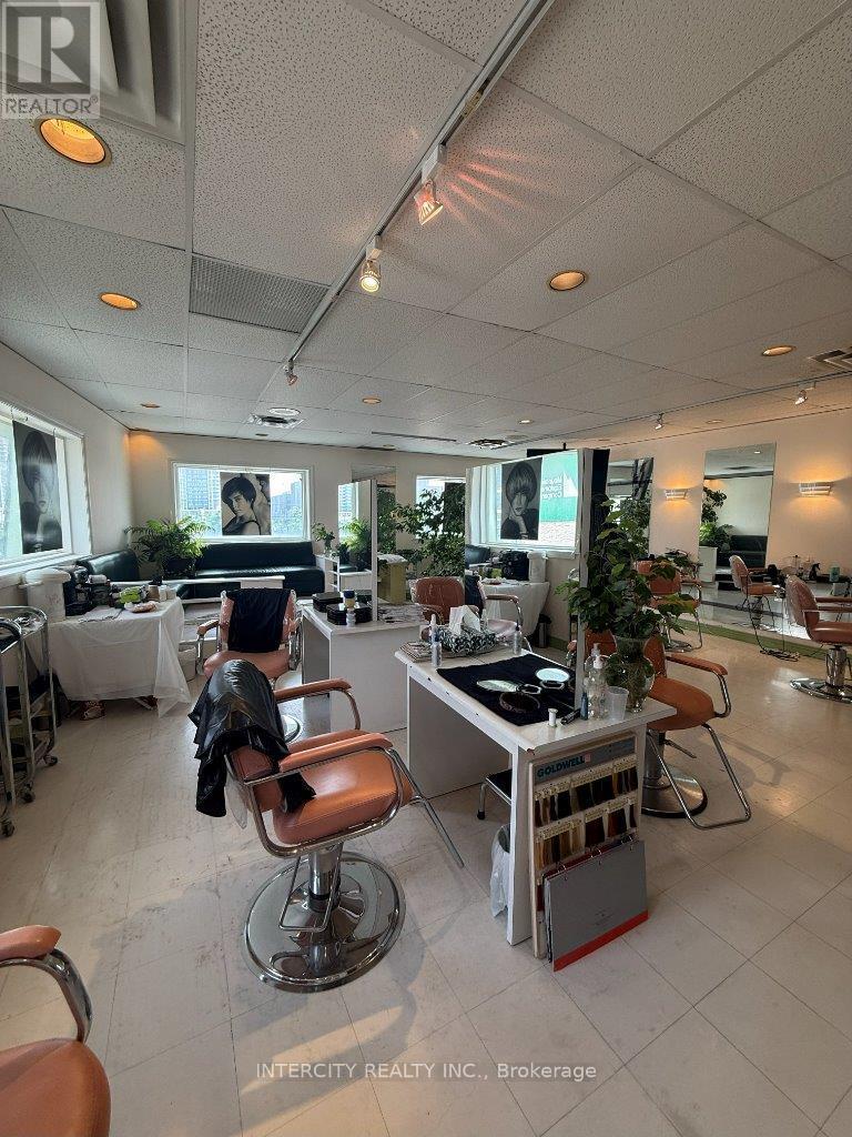 208 - 738 Sheppard Avenue, Toronto, Ontario  M2K 1C4 - Photo 14 - C12551152