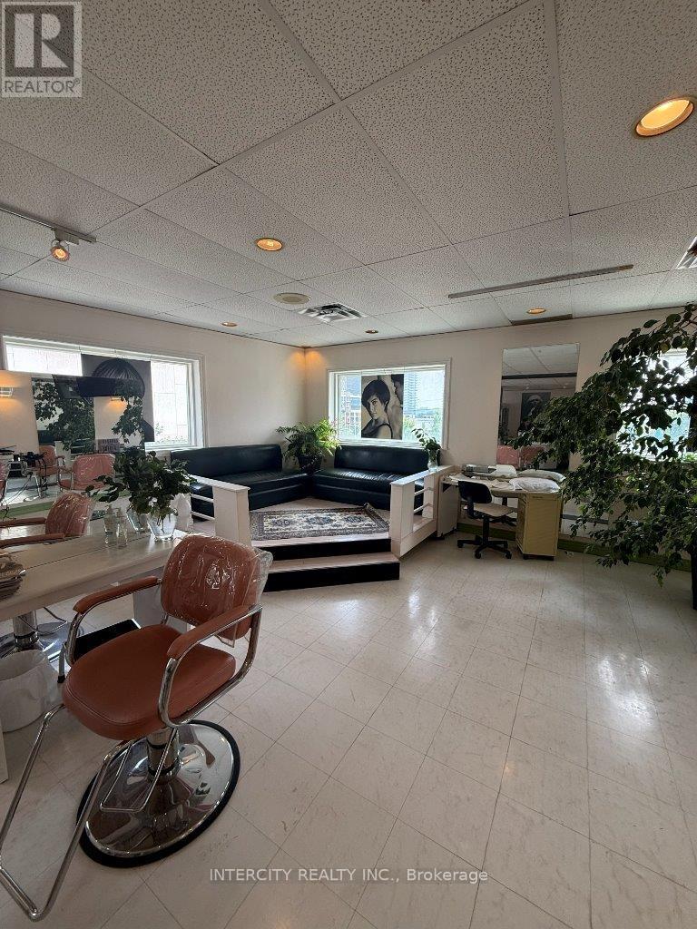 208 - 738 Sheppard Avenue, Toronto, Ontario  M2K 1C4 - Photo 16 - C12551152