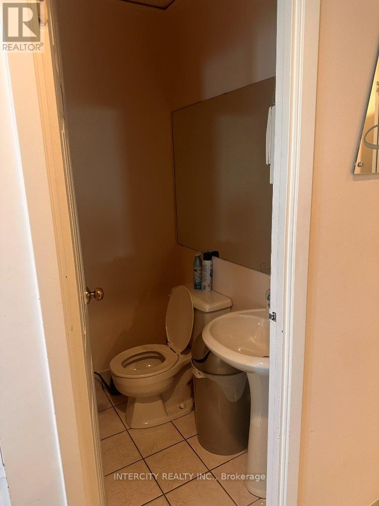 208 - 738 Sheppard Avenue, Toronto, Ontario  M2K 1C4 - Photo 19 - C12551152