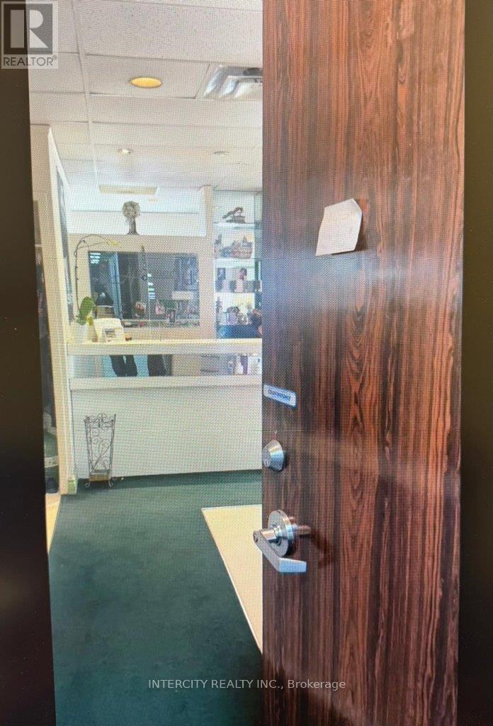 208 - 738 Sheppard Avenue, Toronto, Ontario  M2K 1C4 - Photo 7 - C12551152