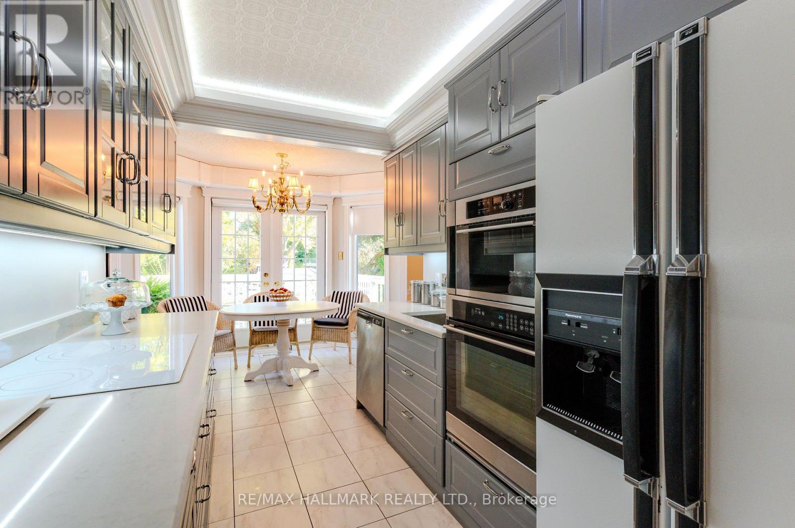 1091 Benton Crescent, Pickering, Ontario  L1X 1N2 - Photo 9 - E12551036