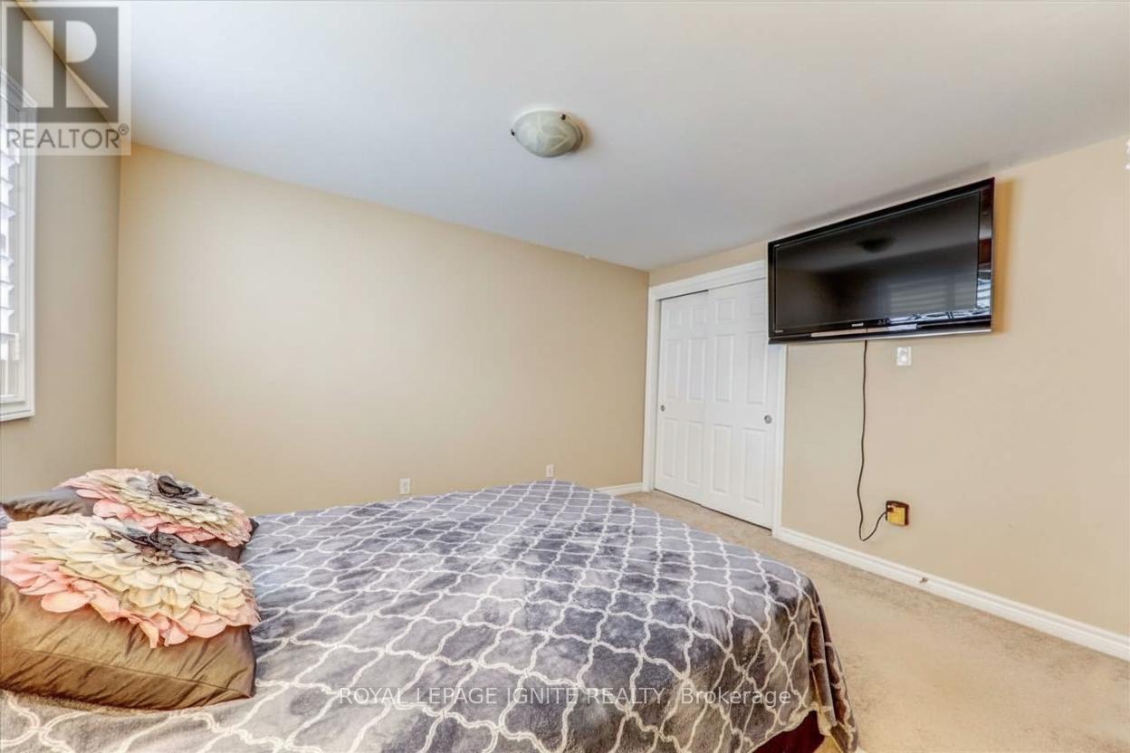 111 Dunsfold Drive, Toronto, Ontario  M1B 1T5 - Photo 14 - E12551192