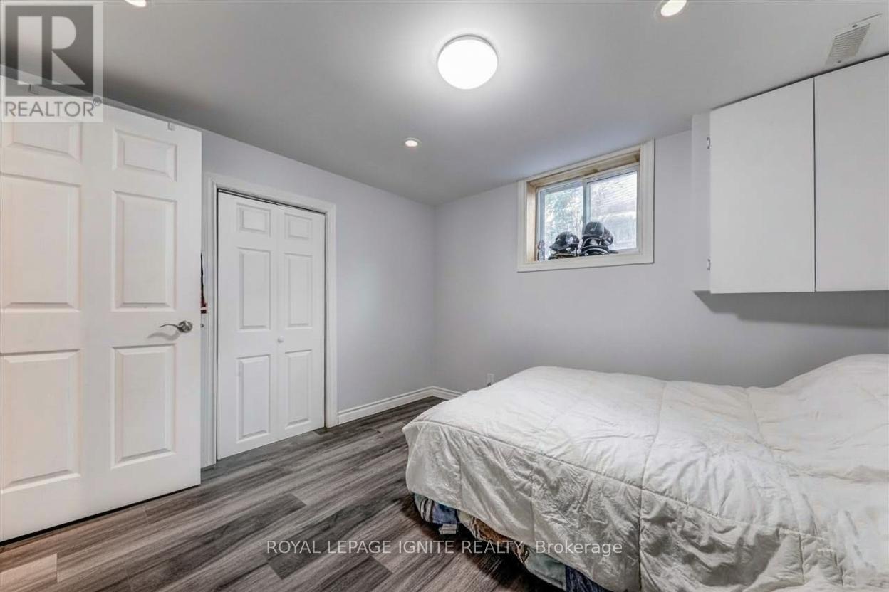 111 Dunsfold Drive, Toronto, Ontario  M1B 1T5 - Photo 21 - E12551192