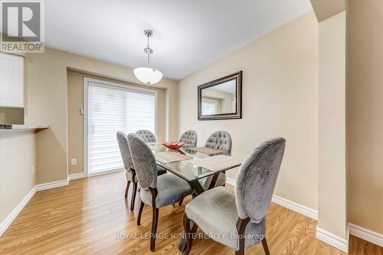 111 Dunsfold Drive, Toronto, Ontario  M1B 1T5 - Photo 6 - E12551192