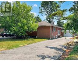 MAIN - 17 DOBBIN ROAD, Toronto, Ontario