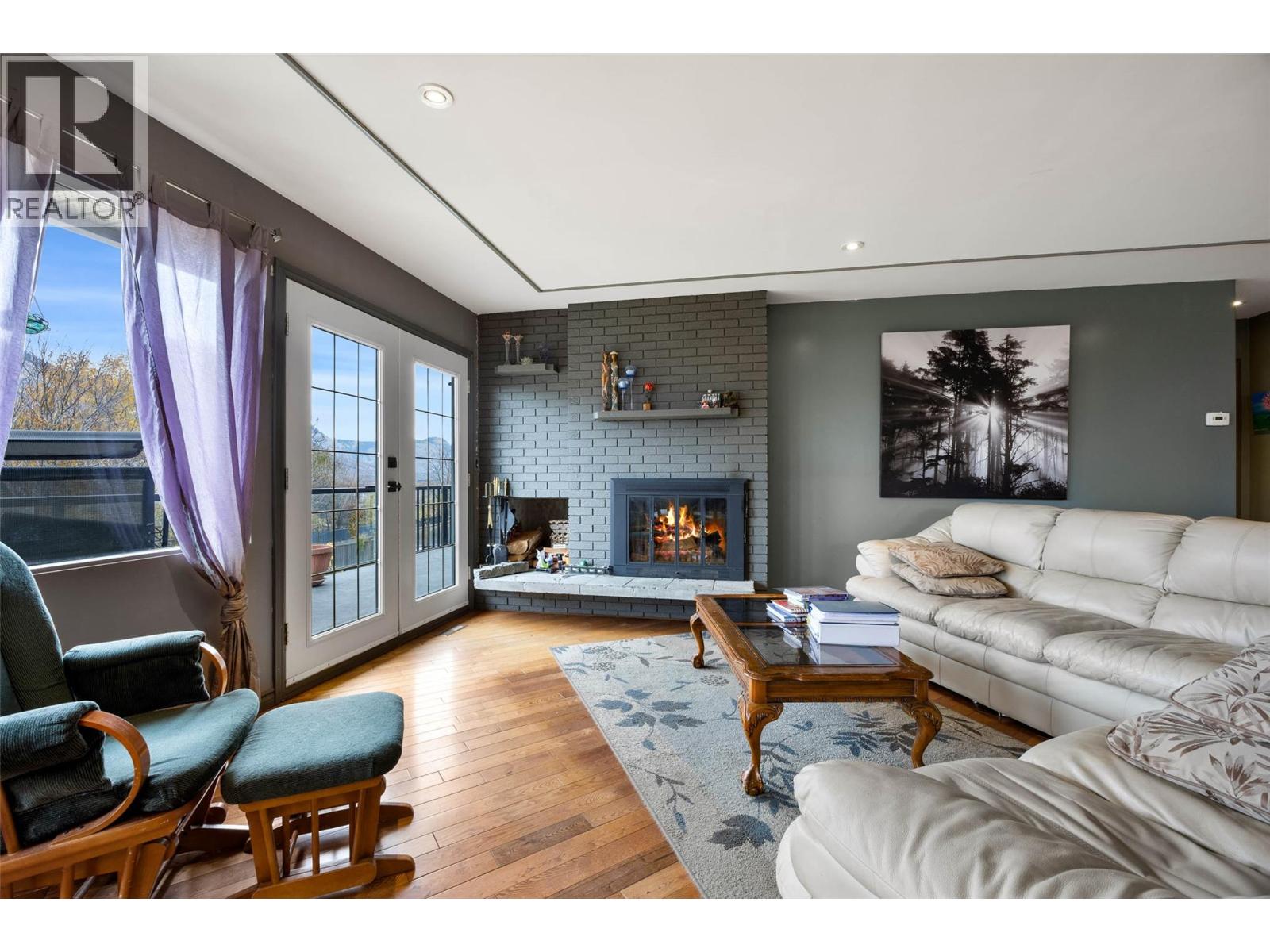 2481 Parkview Drive, Kamloops, British Columbia  V2B 7J3 - Photo 11 - 10369123