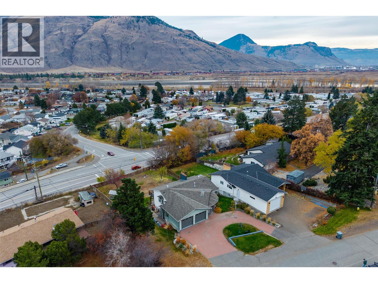 2481 Parkview Drive, Kamloops, British Columbia  V2B 7J3 - Photo 41 - 10369123
