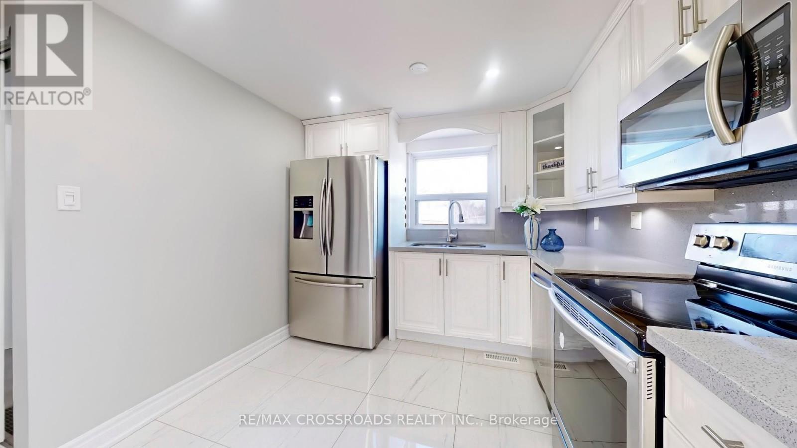 88 Wickson Trail, Toronto, Ontario  M1B 1P3 - Photo 22 - E12417248