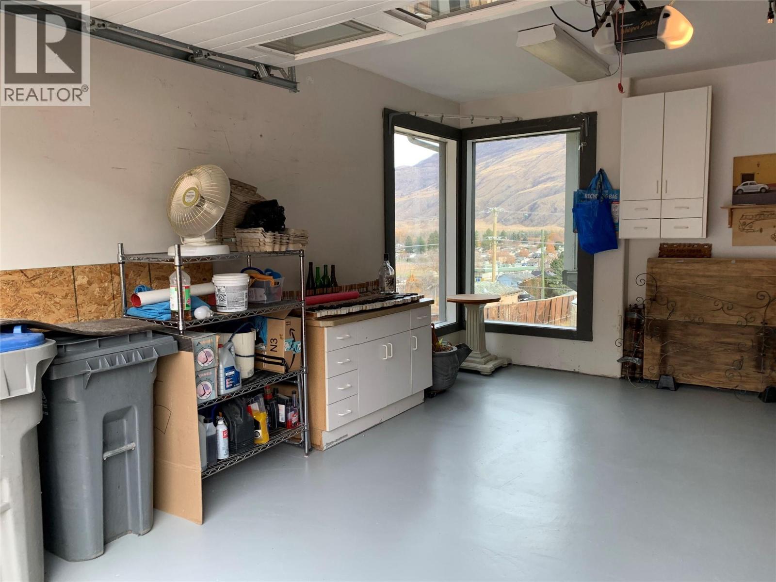 2481 Parkview Drive, Kamloops, British Columbia  V2B 7J3 - Photo 27 - 10369123