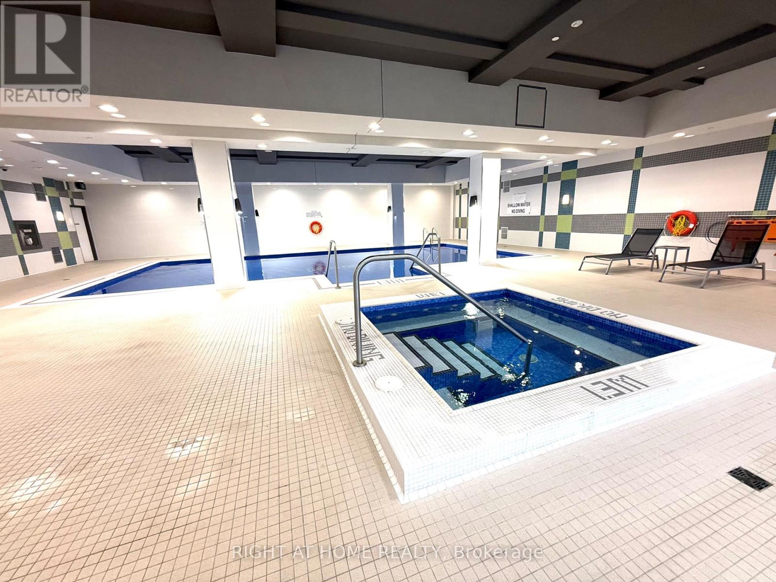 221 - 3600 Highway 7 W, Vaughan, Ontario  L4L 0G7 - Photo 14 - N12551054