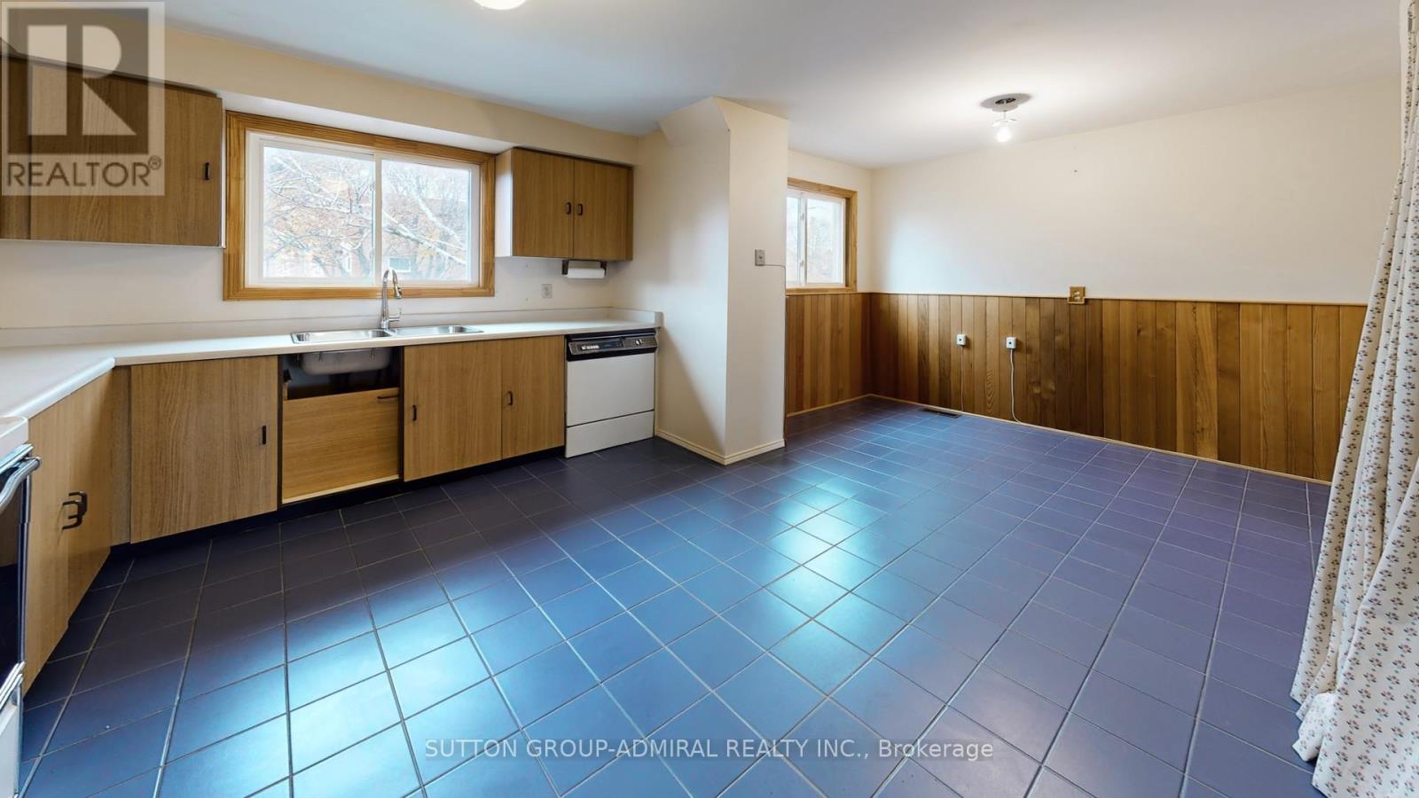 112 Cottonwood Court, Markham, Ontario  L3T 5X1 - Photo 32 - N12551156