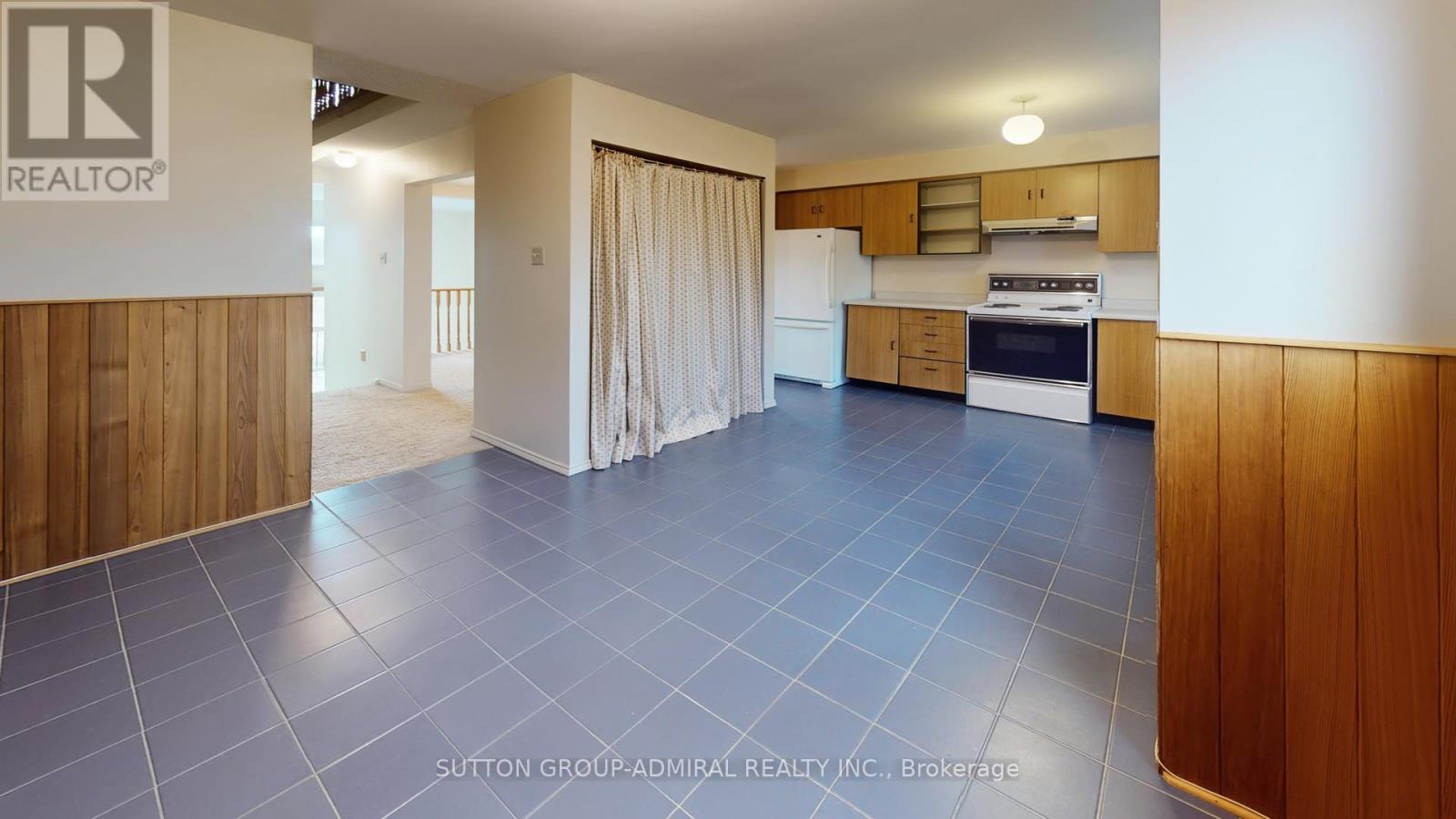 112 Cottonwood Court, Markham, Ontario  L3T 5X1 - Photo 37 - N12551156