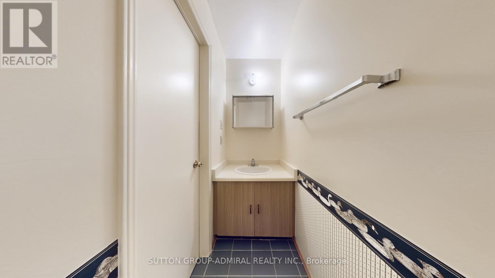 112 Cottonwood Court, Markham, Ontario  L3T 5X1 - Photo 38 - N12551156