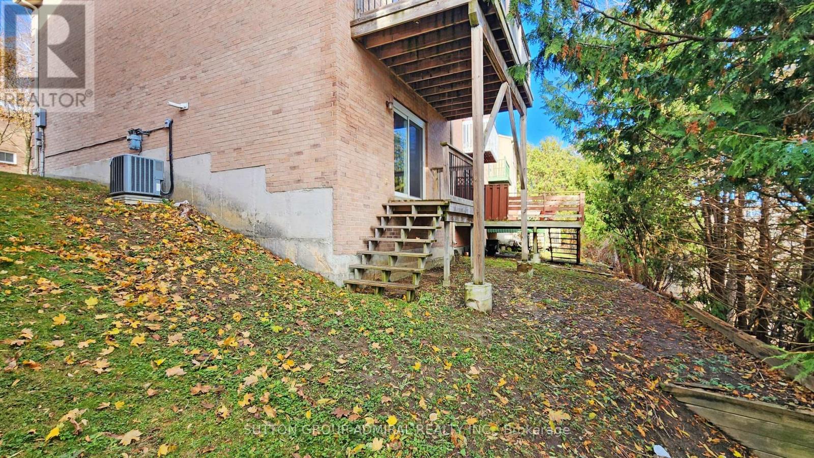 112 Cottonwood Court, Markham, Ontario  L3T 5X1 - Photo 41 - N12551156