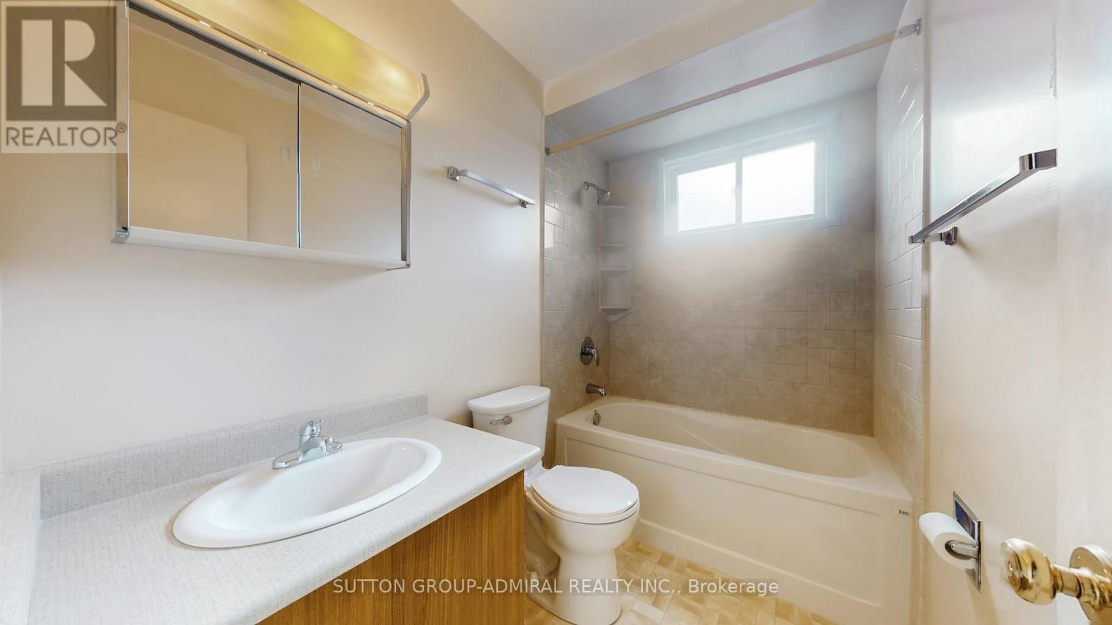 112 Cottonwood Court, Markham, Ontario  L3T 5X1 - Photo 46 - N12551156