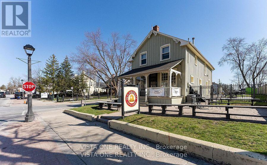 10449 Islington Avenue, Vaughan, Ontario  L0J 1C0 - Photo 2 - N12551184