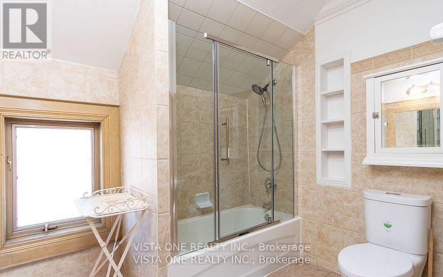 10449 Islington Avenue, Vaughan, Ontario  L0J 1C0 - Photo 5 - N12551184