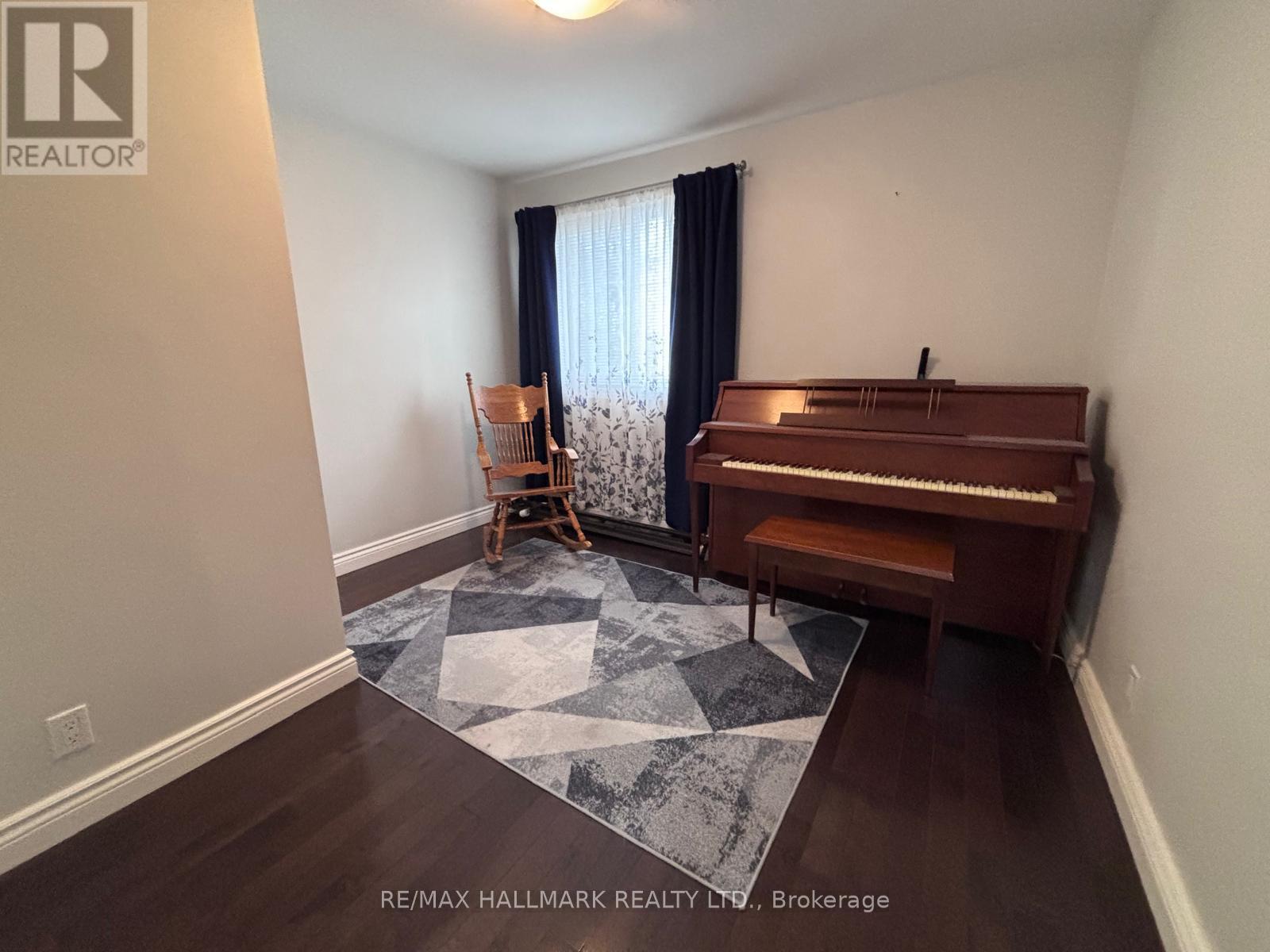 295 Blue Grass Boulevard, Richmond Hill, Ontario  L4C 3H1 - Photo 10 - N12551196