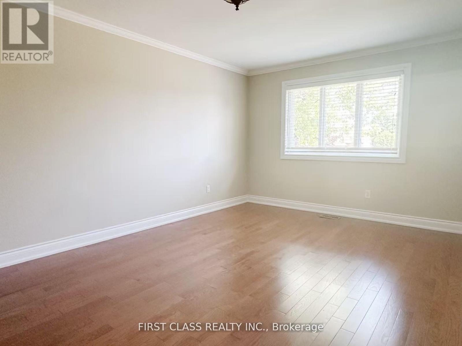 3 Veronica Crescent, East Gwillimbury (Sharon), Ontario L0G 1V0 - Photo 10 - N12551236