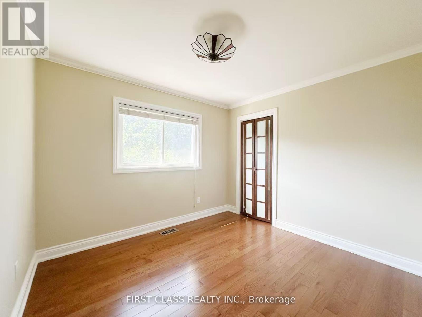 3 Veronica Crescent, East Gwillimbury (Sharon), Ontario L0G 1V0 - Photo 11 - N12551236