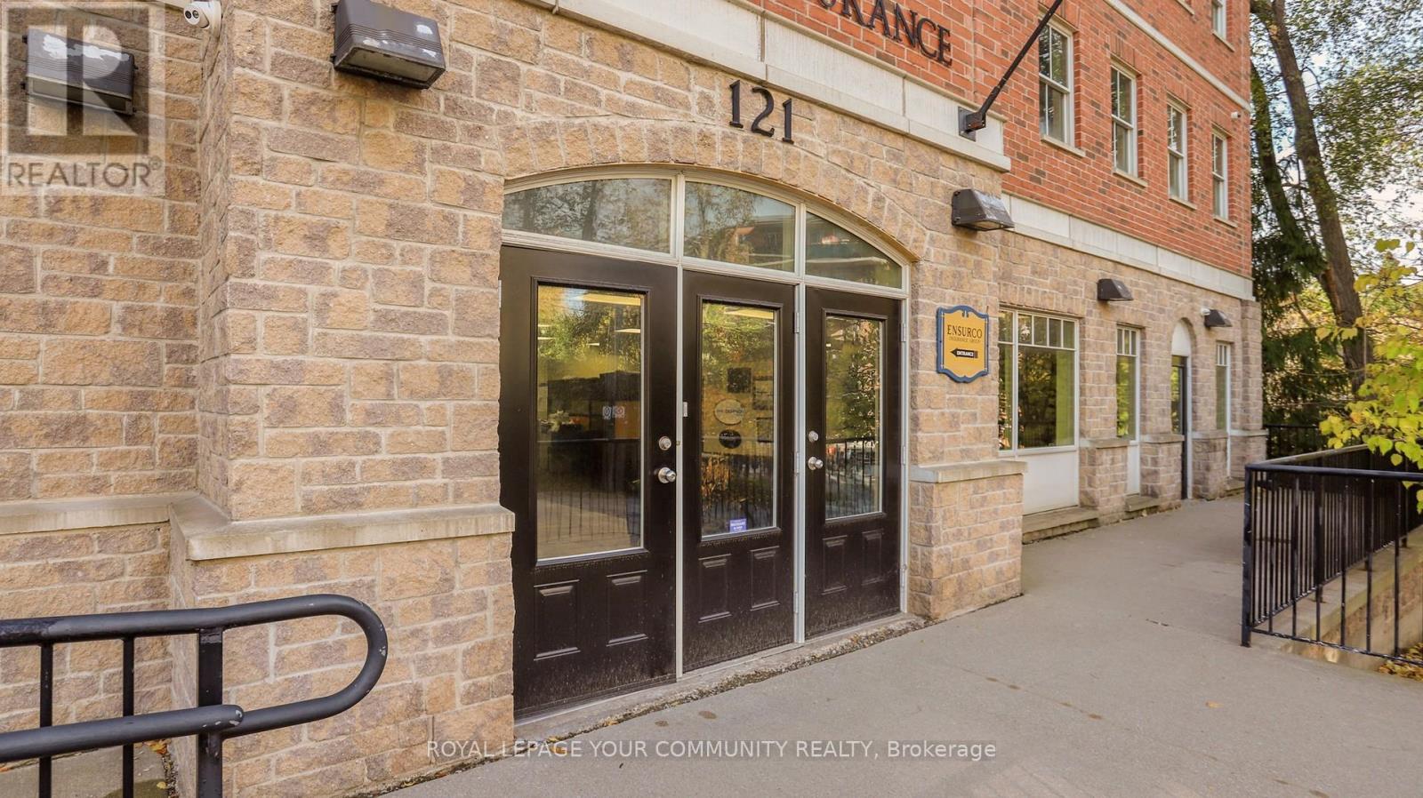 121 Robinson Street, Markham, Ontario  L3P 1P2 - Photo 5 - N12551282