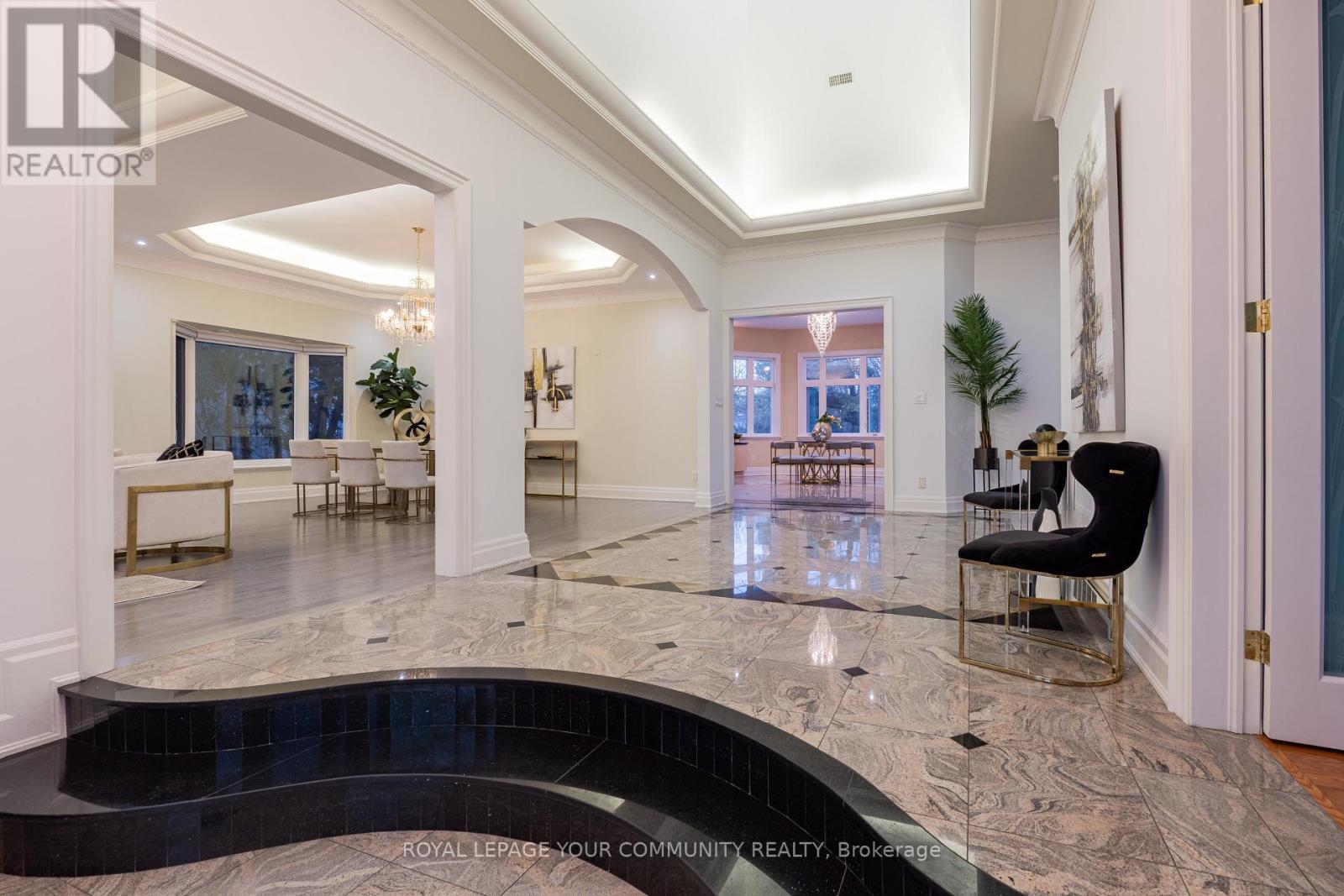 48 Arnold Avenue, Vaughan, Ontario  L4J 1B3 - Photo 3 - N12551306