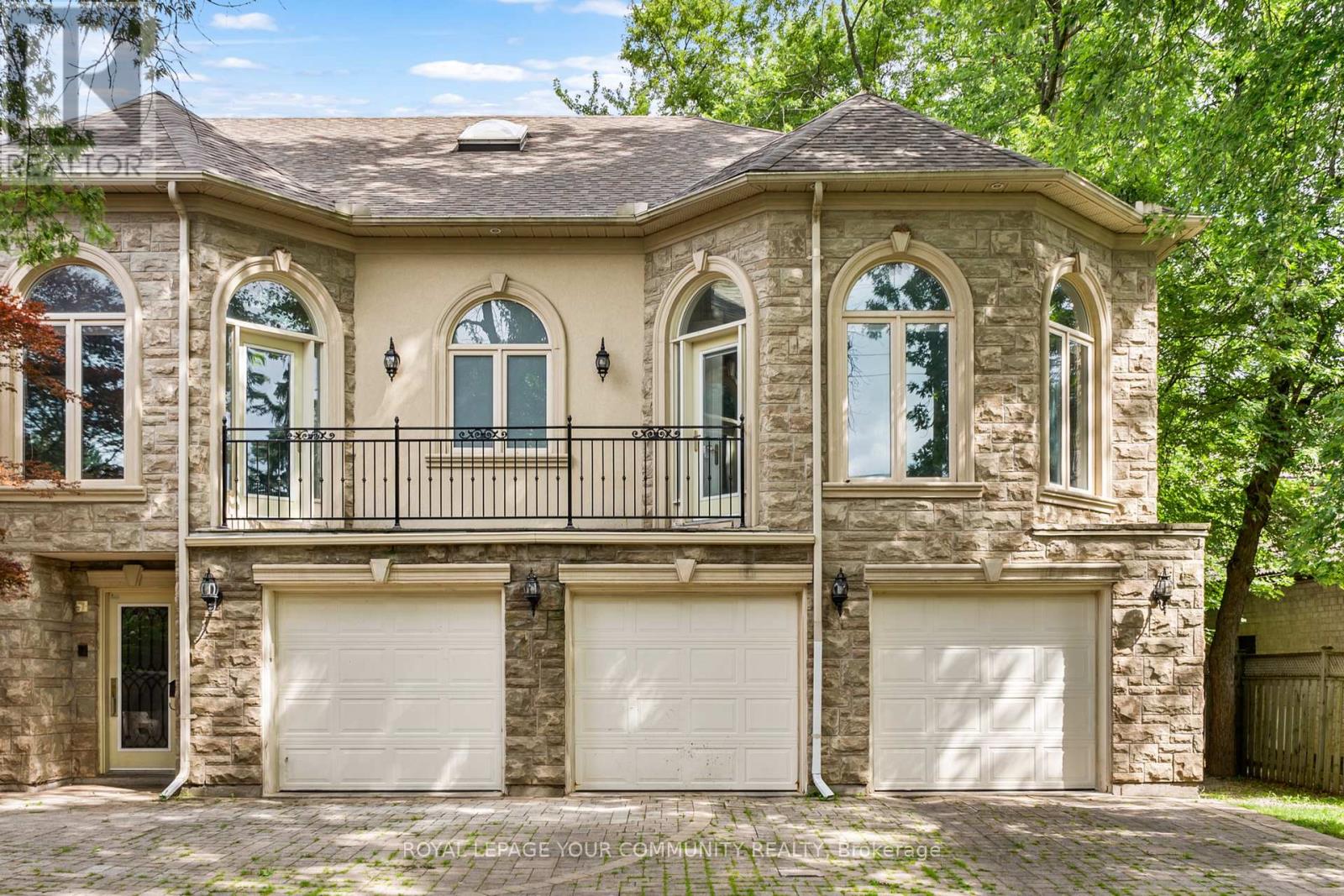 48 Arnold Avenue, Vaughan, Ontario  L4J 1B3 - Photo 45 - N12551306