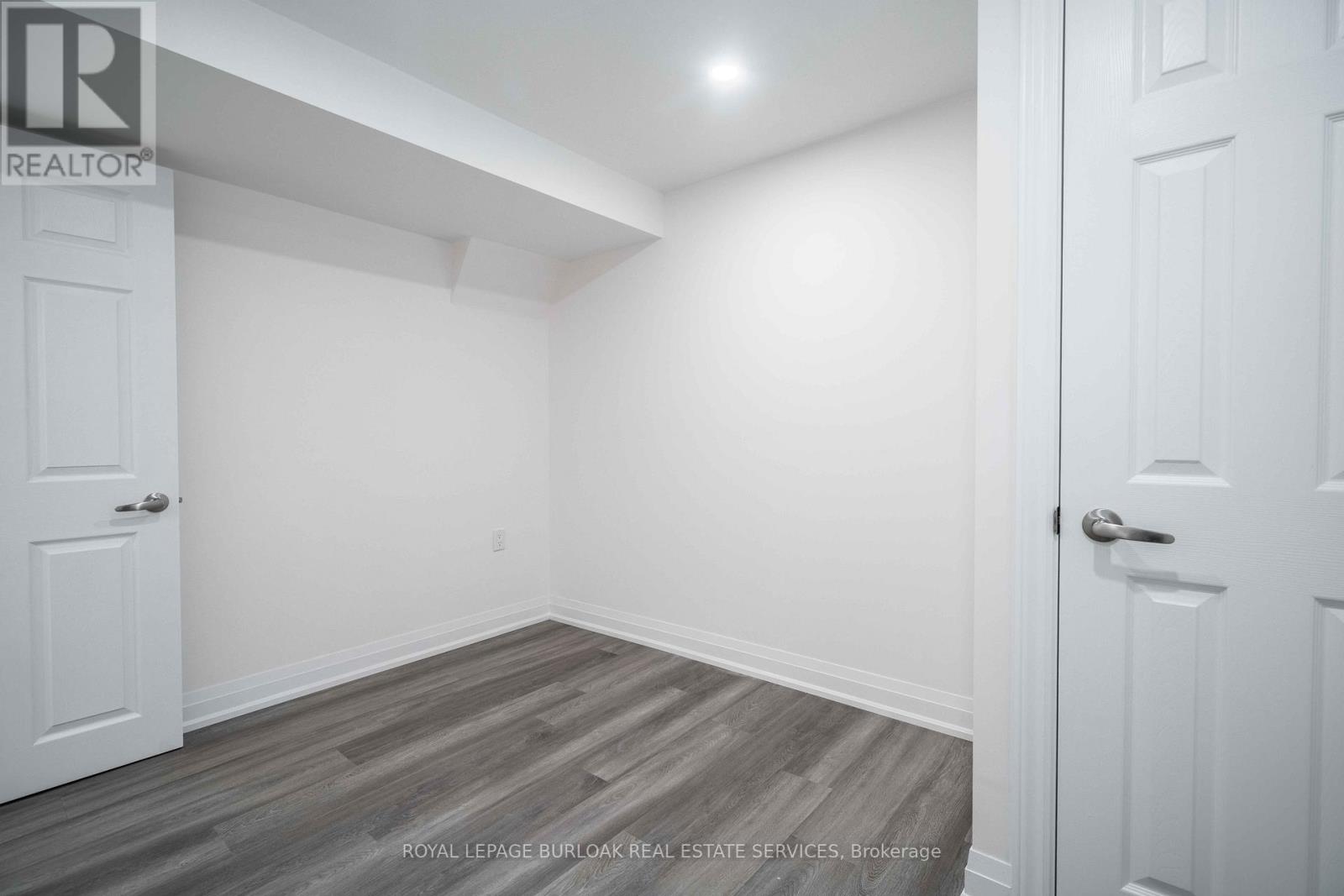 Lower - 356 East 17th Street, Hamilton, Ontario  L7R 0G6 - Photo 12 - X12312495