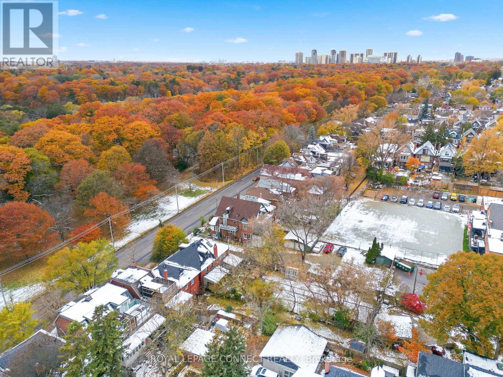 115 Parkside Drive, Toronto, Ontario  M6R 2Y8 - Photo 20 - W12551128