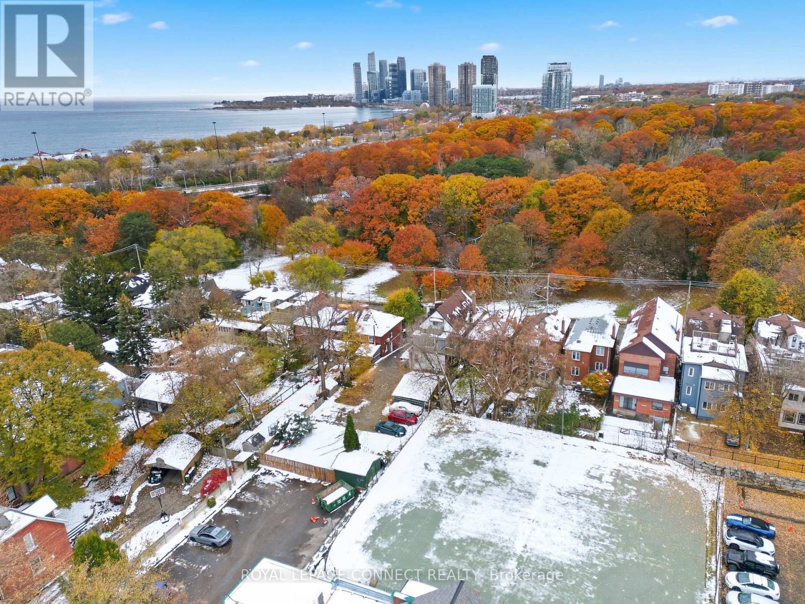 115 Parkside Drive, Toronto, Ontario  M6R 2Y8 - Photo 21 - W12551128