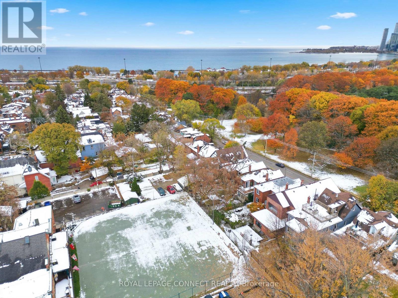 115 Parkside Drive, Toronto, Ontario  M6R 2Y8 - Photo 22 - W12551128