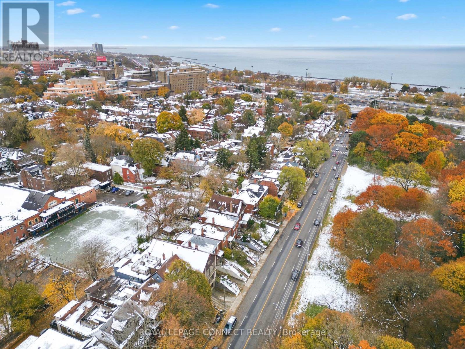 115 Parkside Drive, Toronto, Ontario  M6R 2Y8 - Photo 25 - W12551128