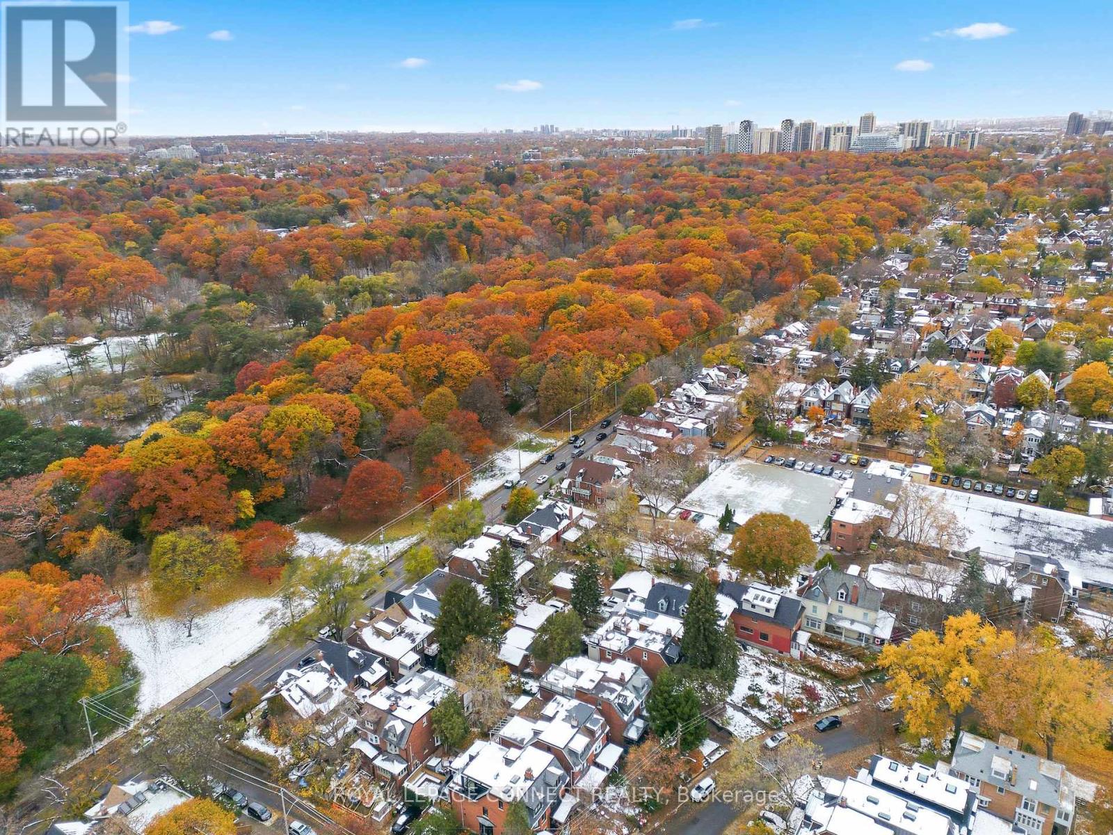 115 Parkside Drive, Toronto, Ontario  M6R 2Y8 - Photo 29 - W12551128