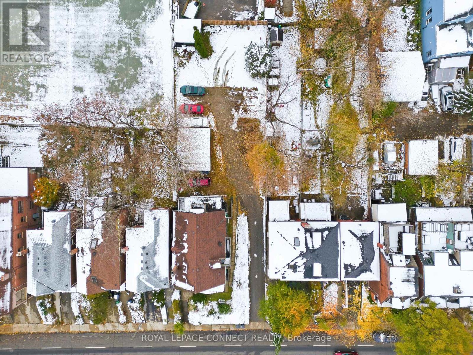 115 Parkside Drive, Toronto, Ontario  M6R 2Y8 - Photo 34 - W12551128