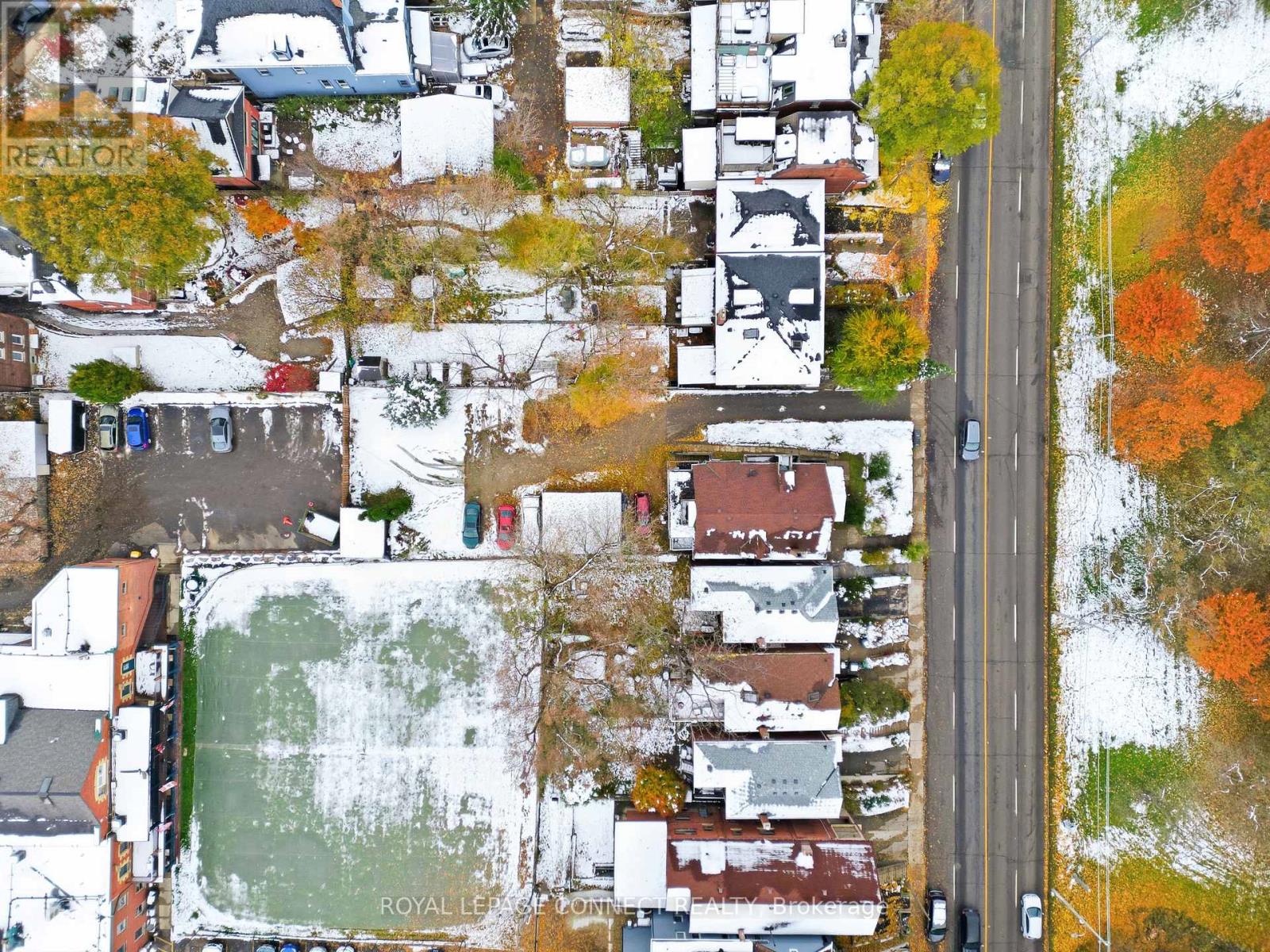 115 Parkside Drive, Toronto, Ontario  M6R 2Y8 - Photo 36 - W12551128