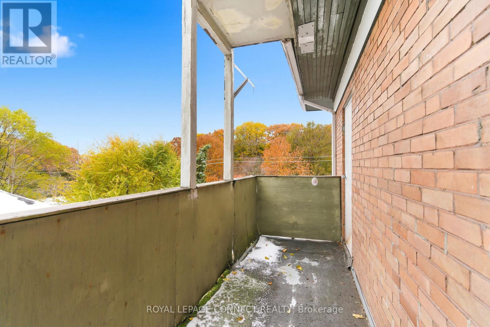 115 Parkside Drive, Toronto, Ontario  M6R 2Y8 - Photo 47 - W12551128