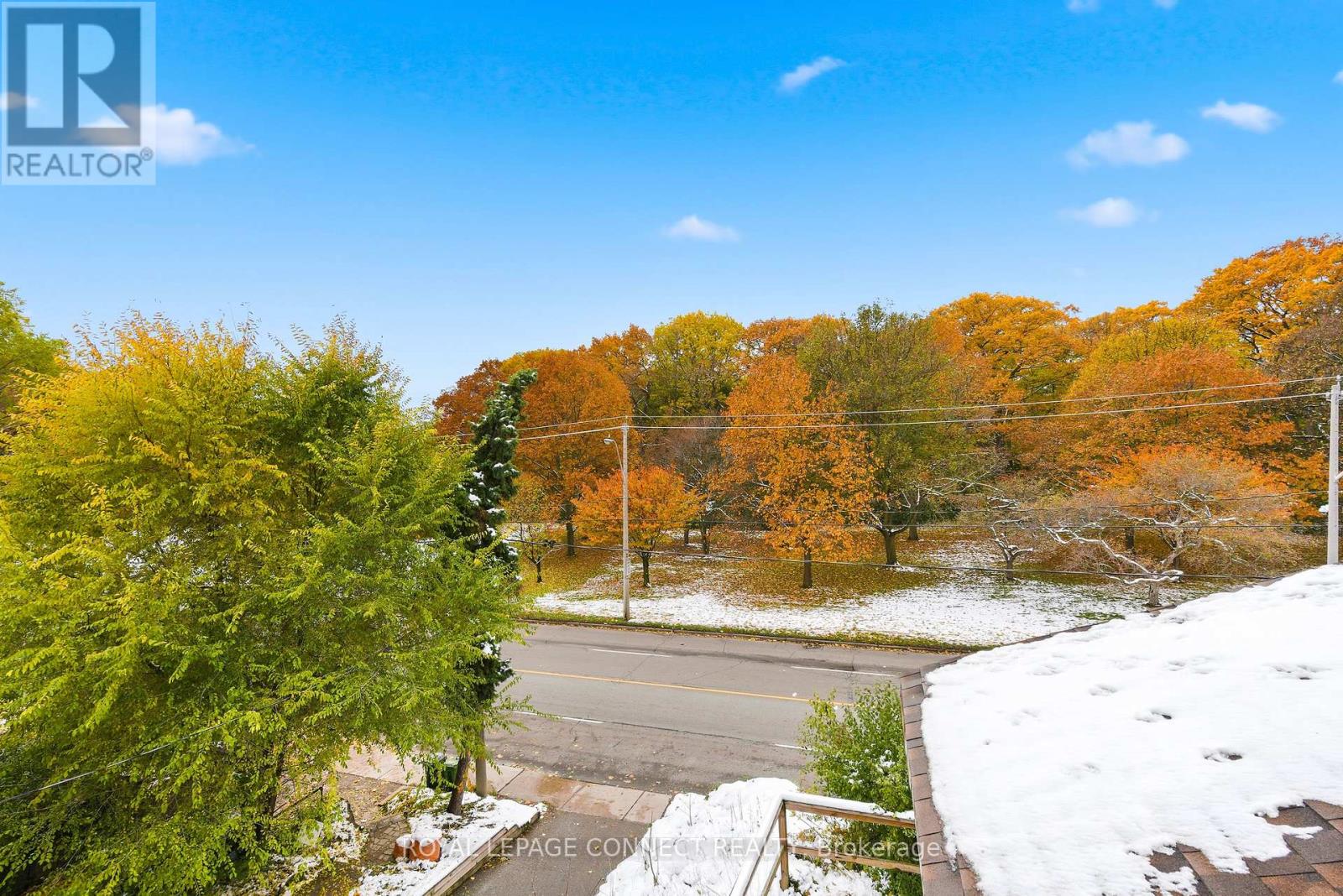 115 Parkside Drive, Toronto, Ontario  M6R 2Y8 - Photo 48 - W12551128