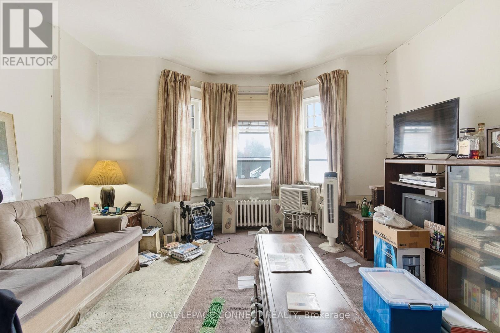 115 Parkside Drive, Toronto, Ontario  M6R 2Y8 - Photo 50 - W12551128