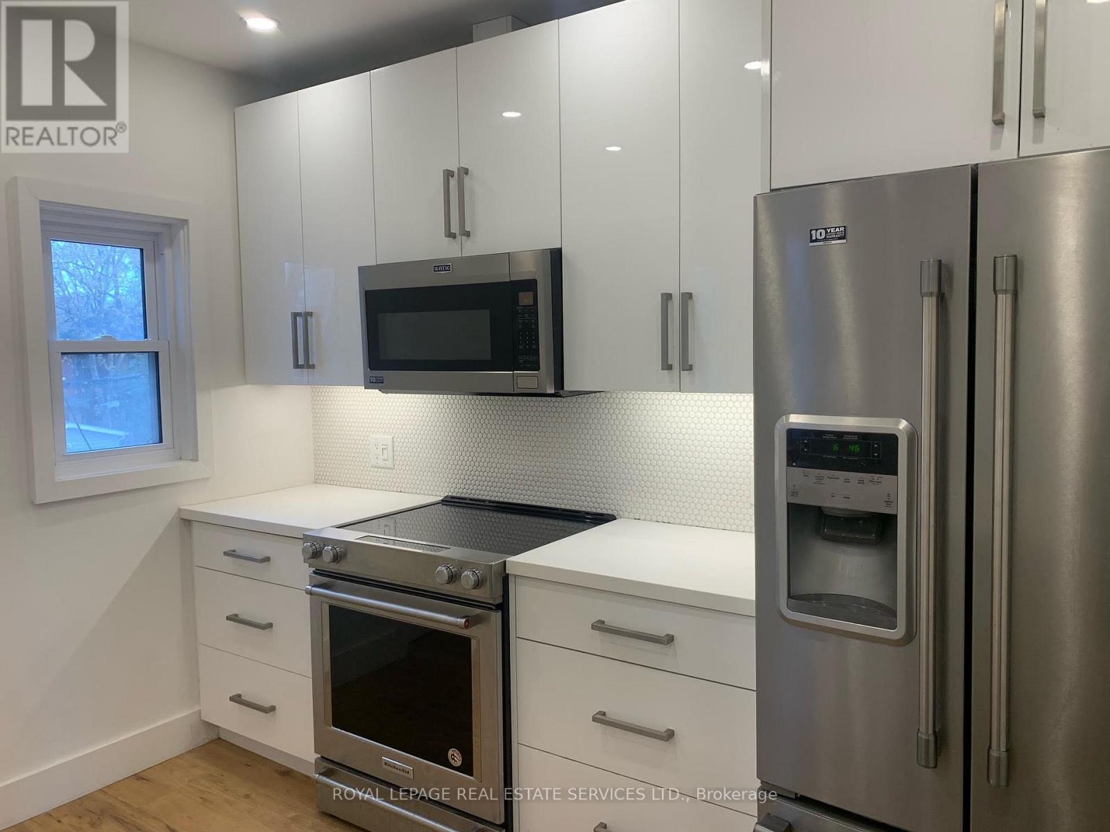 2nd Flr - 537 Runnymede Road, Toronto (Junction Area), Ontario  M6S 2Z8 - Photo 2 - W12551136