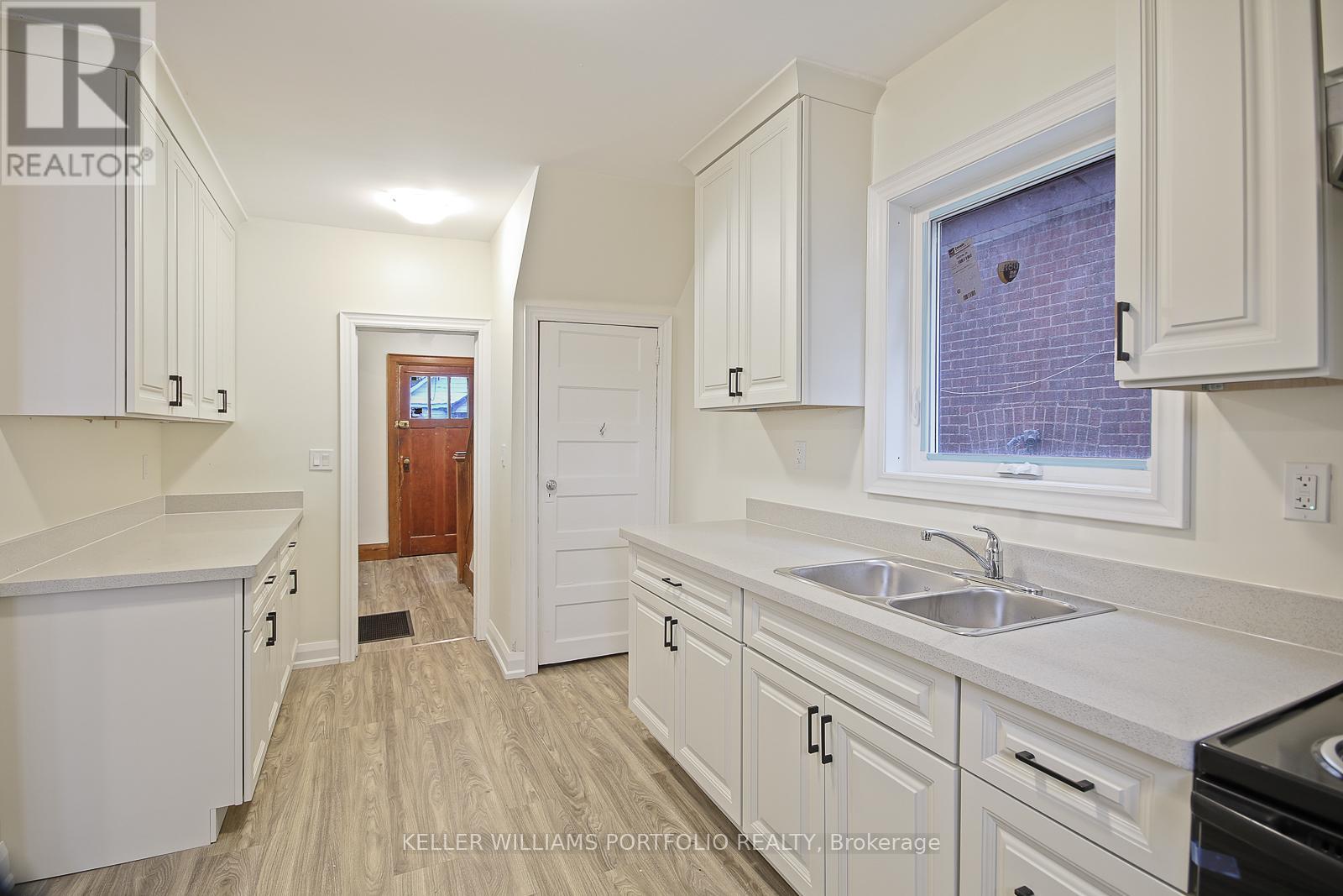 53 Nickle Street, Toronto, Ontario  M6M 2H7 - Photo 18 - W12551164