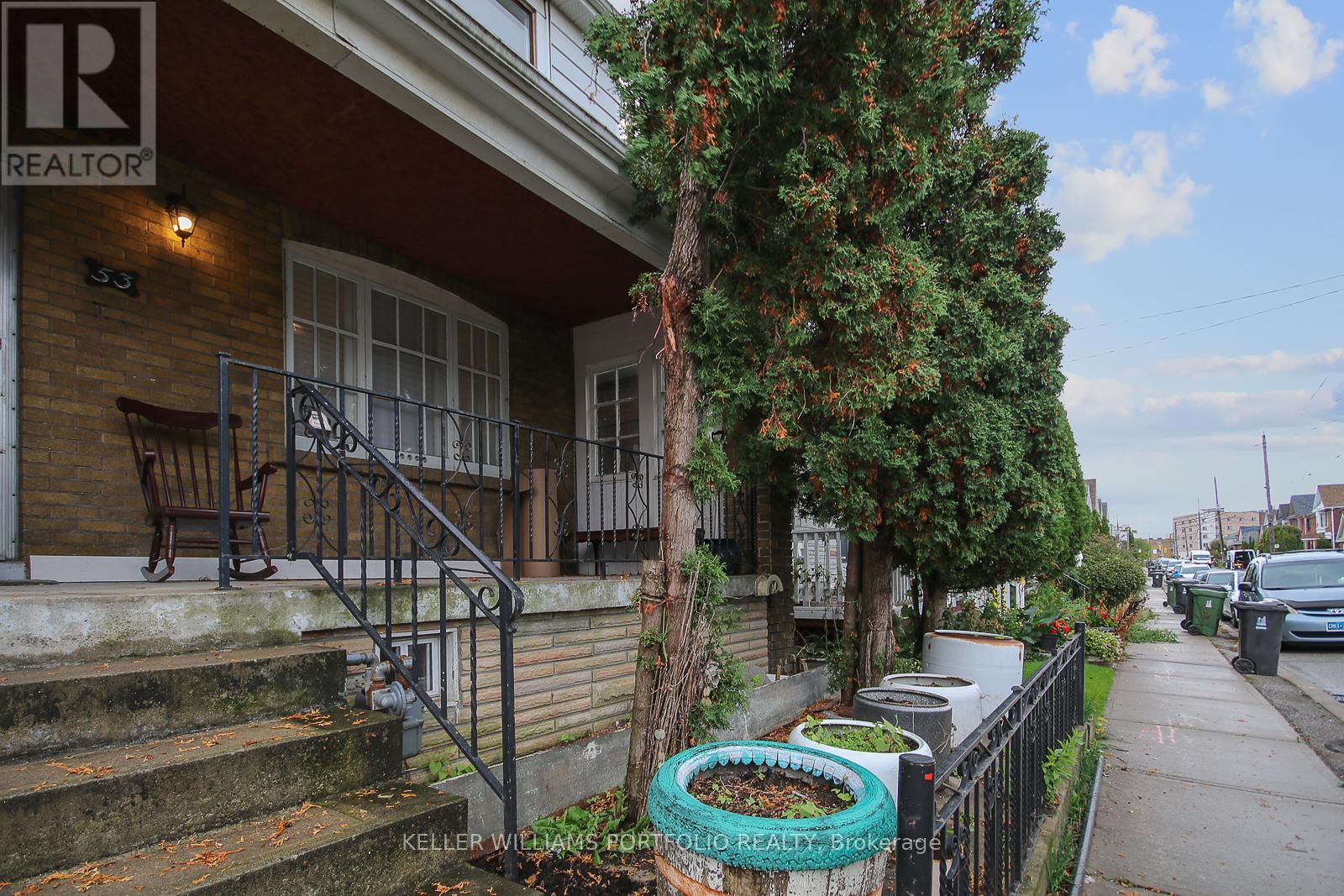 53 Nickle Street, Toronto, Ontario  M6M 2H7 - Photo 2 - W12551164