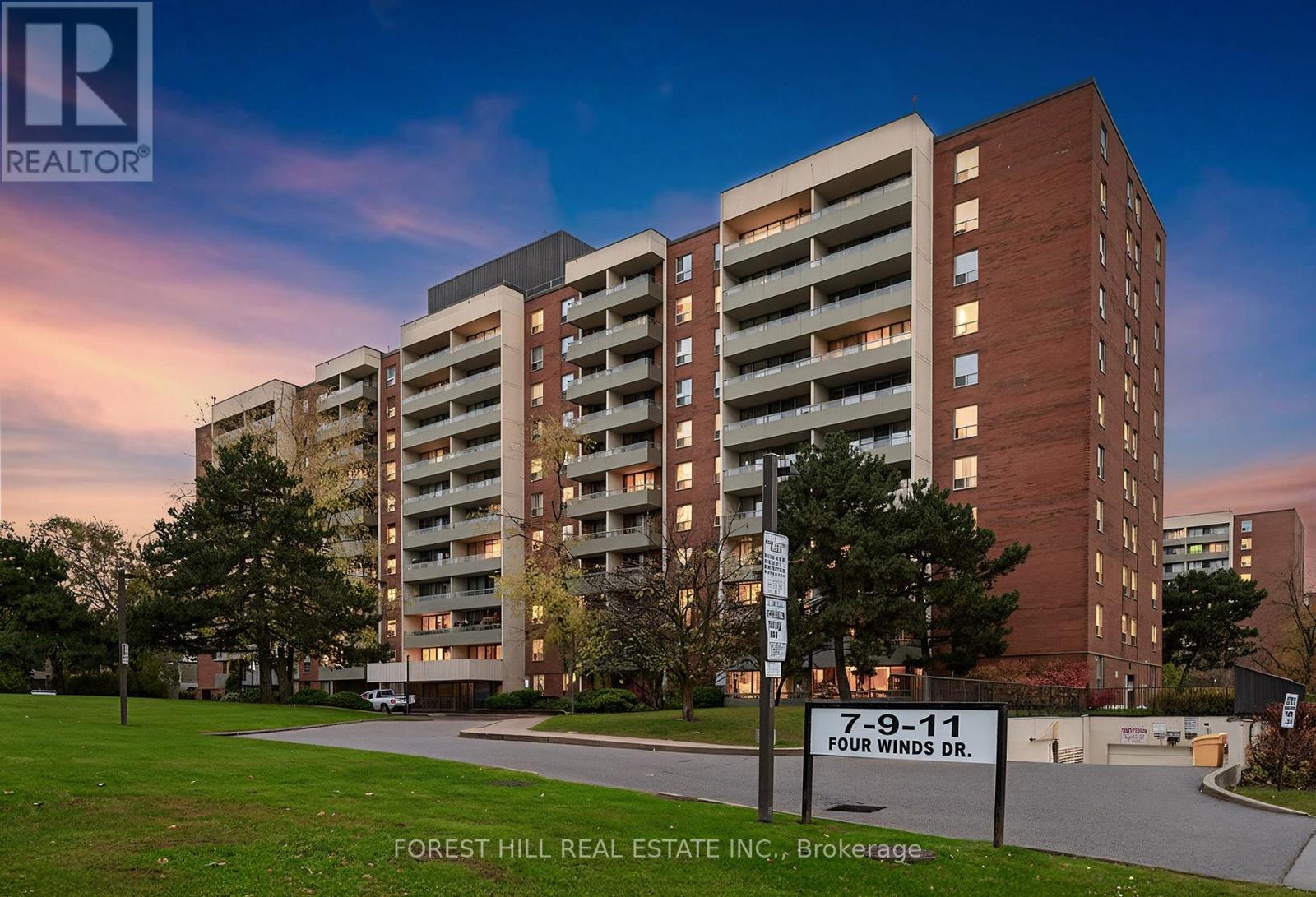 1103 - 9 FOUR WINDS DRIVE, Toronto, Ontario