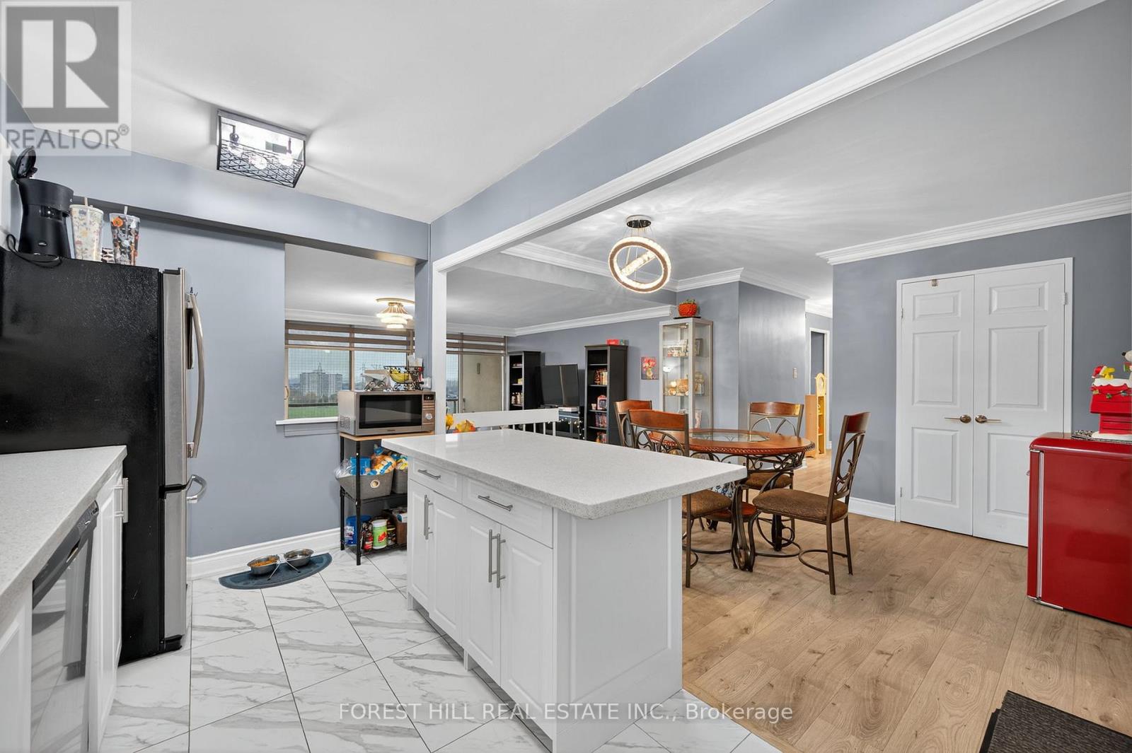 1103 - 9 Four Winds Drive, Toronto, Ontario  M3J 2S8 - Photo 8 - W12551170