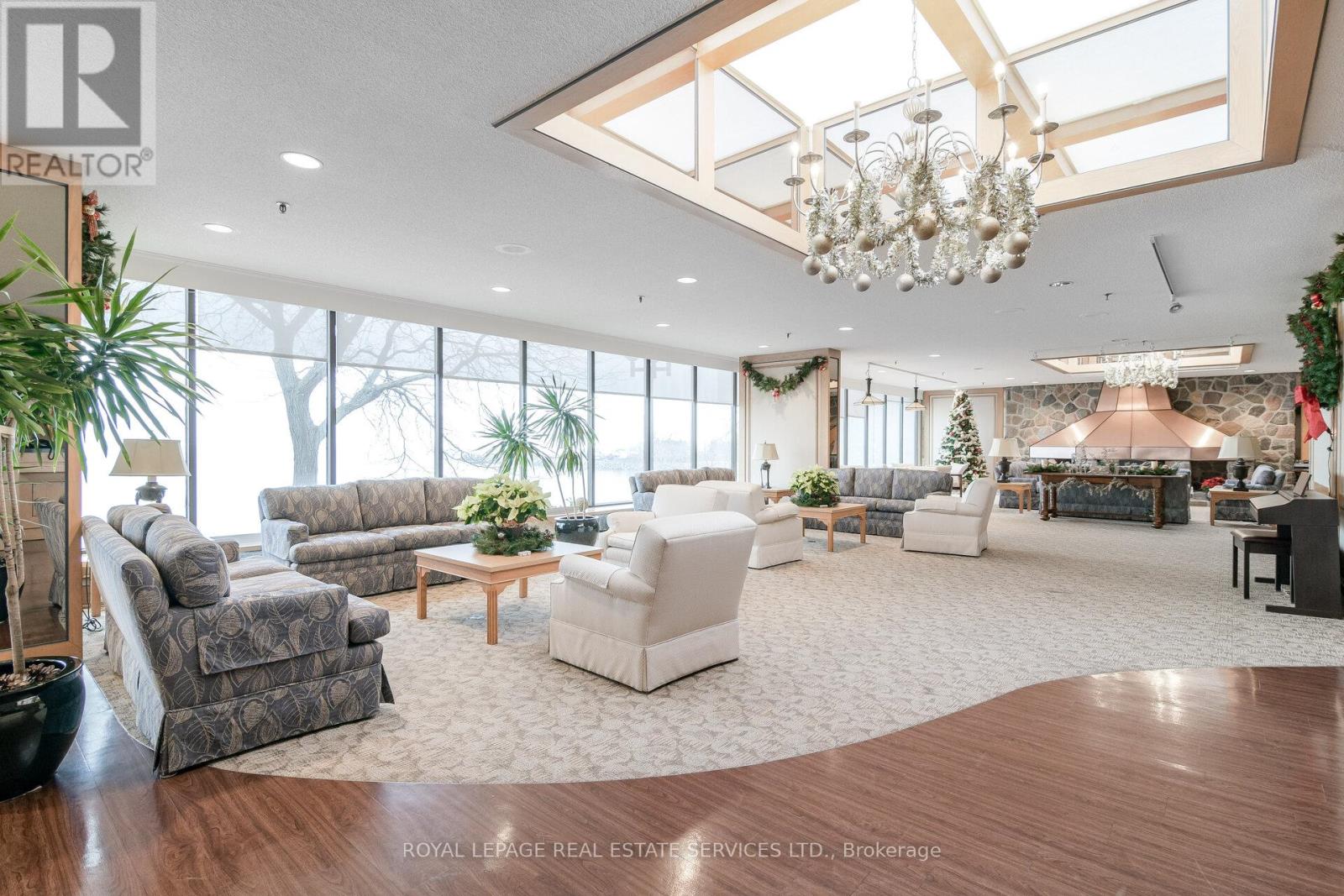 306 - 2180 Marine Drive, Oakville, Ontario  L6L 5V2 - Photo 28 - W12551172